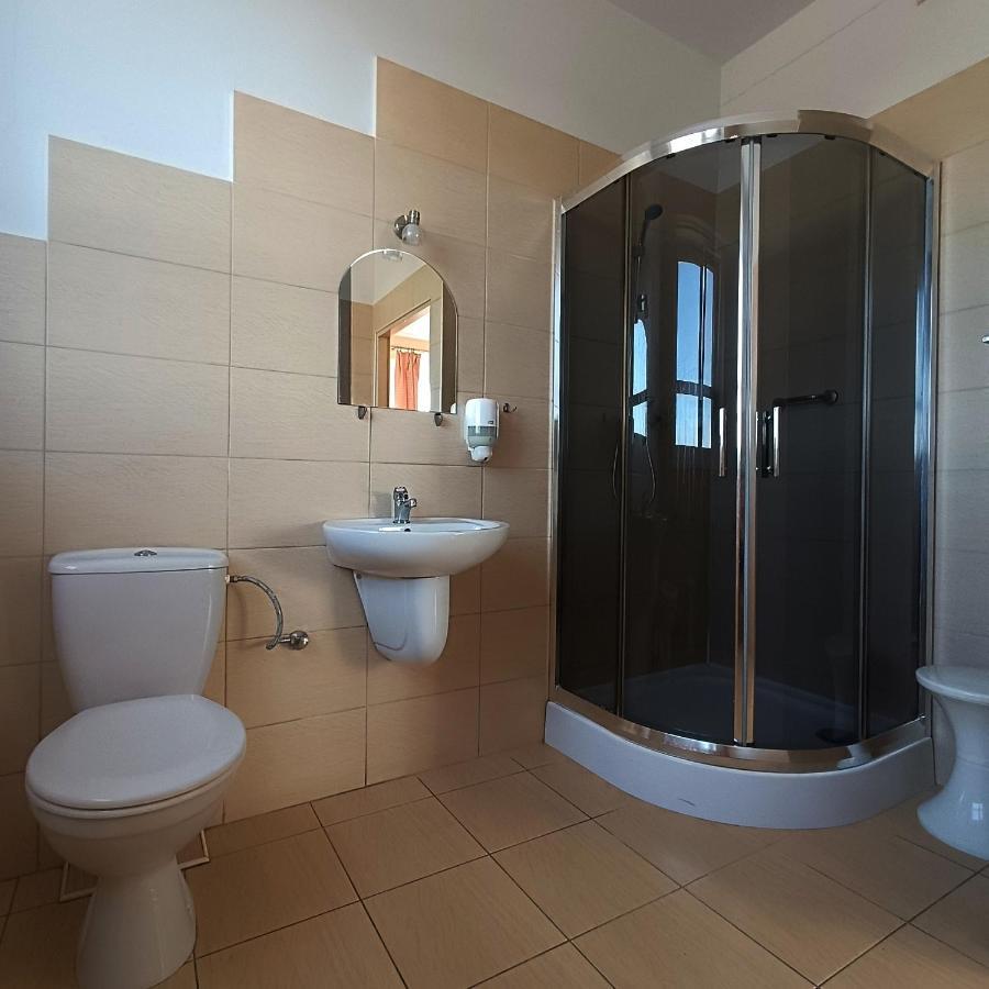 Hostal Sami Swoi *